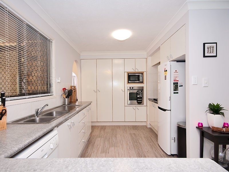 15 Minugh Court, Carrara QLD 4211