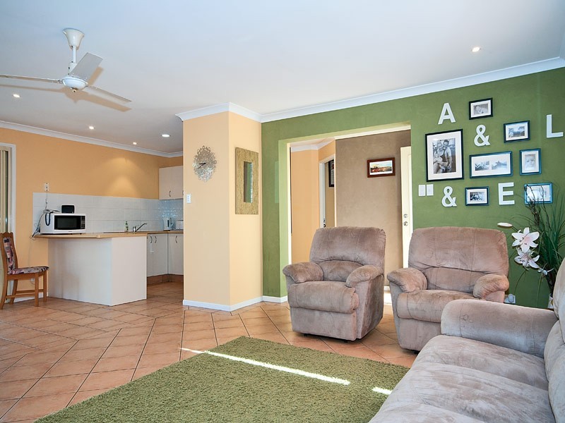 41 Tiger Drive, Arundel QLD 4214