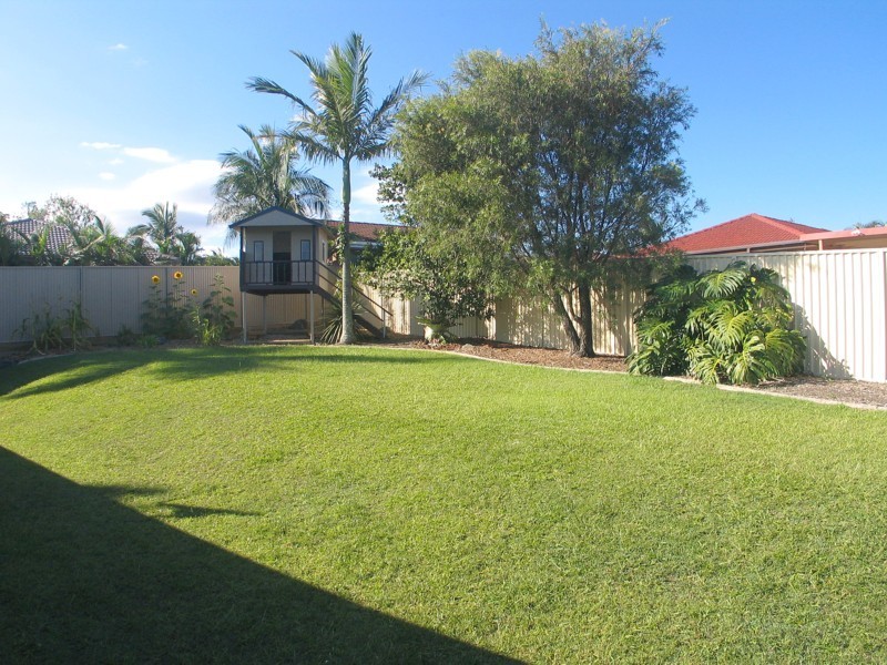 12 Muston Court, Carrara QLD 4211
