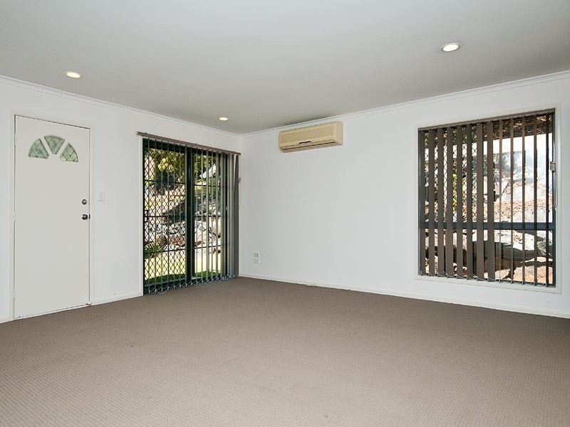 2/3 Tara Tce, Carrara QLD 4211