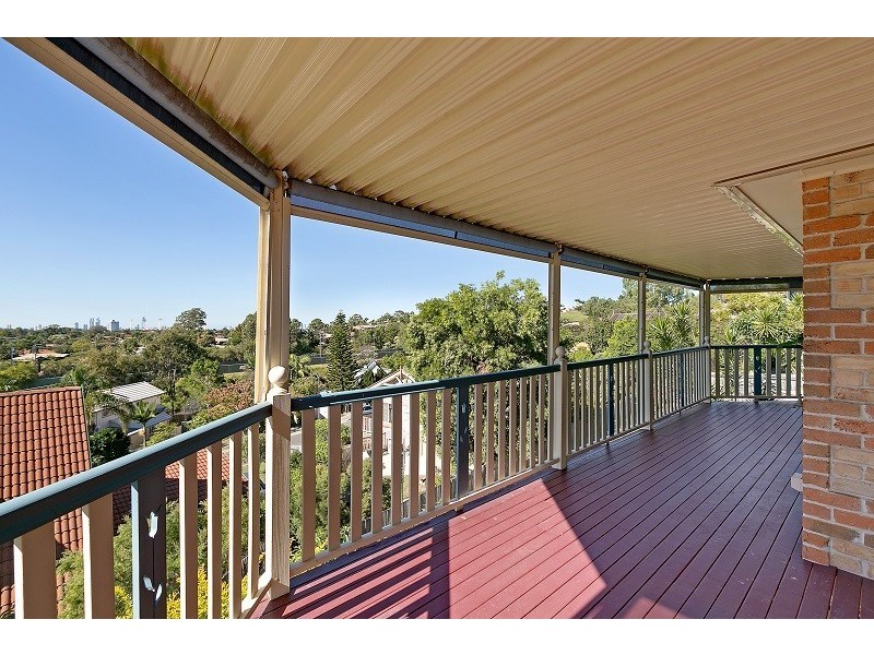 14 Tara Terrace, Carrara QLD 4211