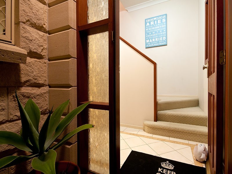 4/20 Tara Tce, Carrara QLD 4211