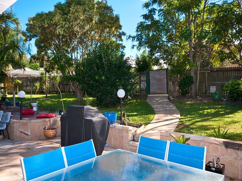 1 Greaves Court, Carrara QLD 4211