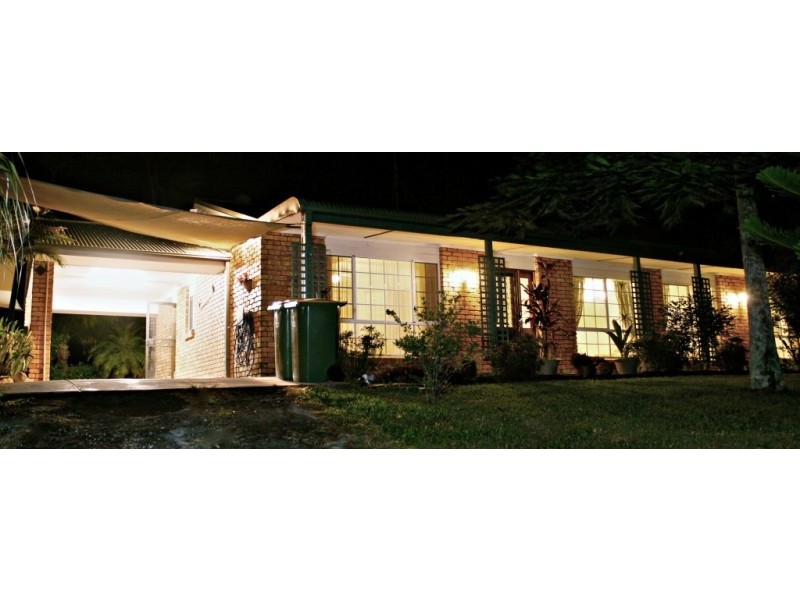 8 Banyula Drive, Gaven QLD 4211