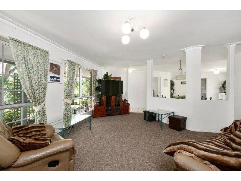 8 Banyula Drive, Gaven QLD 4211