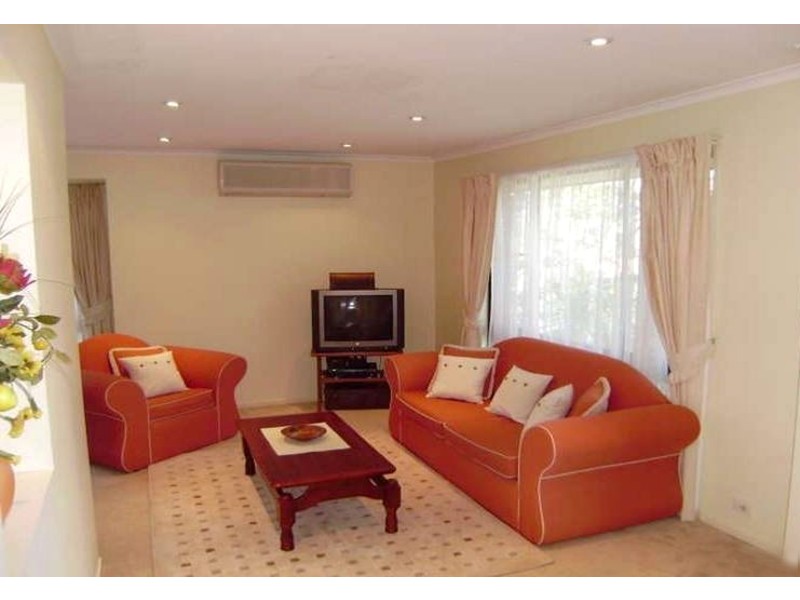 12 Ryfield Road, Carrara QLD 4211