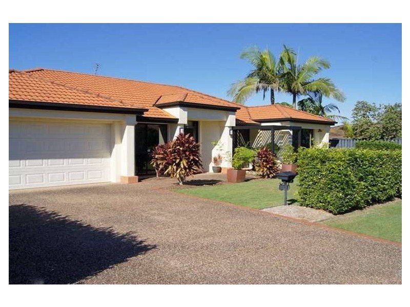 3 Howland Crt, Pacific Pines QLD 4211