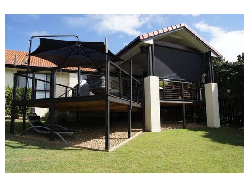 3 Howland Crt, Pacific Pines QLD 4211