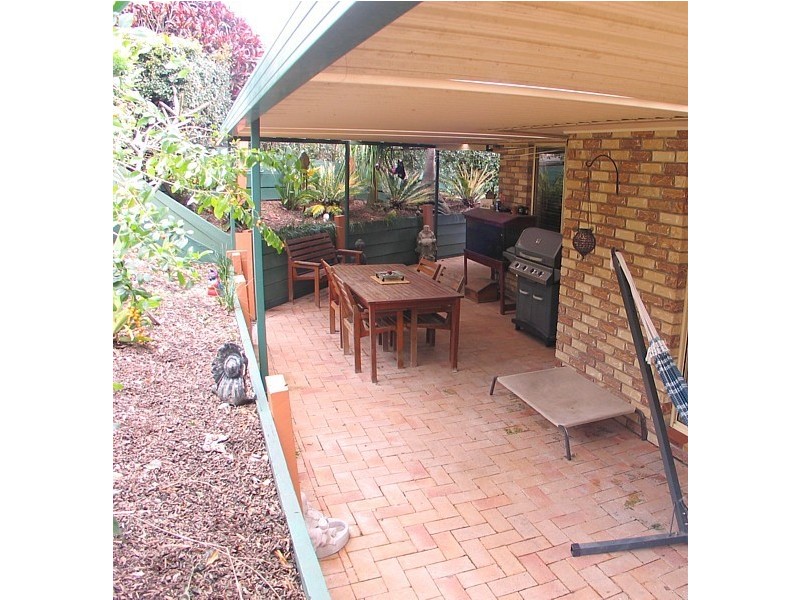 8 Sheldon Court, Worongary QLD 4213
