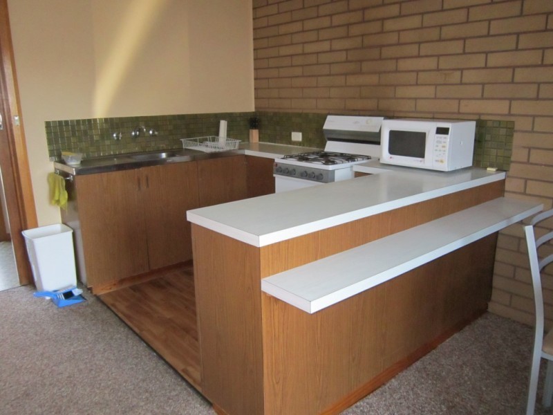 3/2A Keck Street, Flora Hill VIC 3550