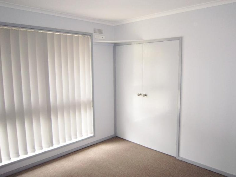 34 Cousins Street, Strathdale VIC 3550