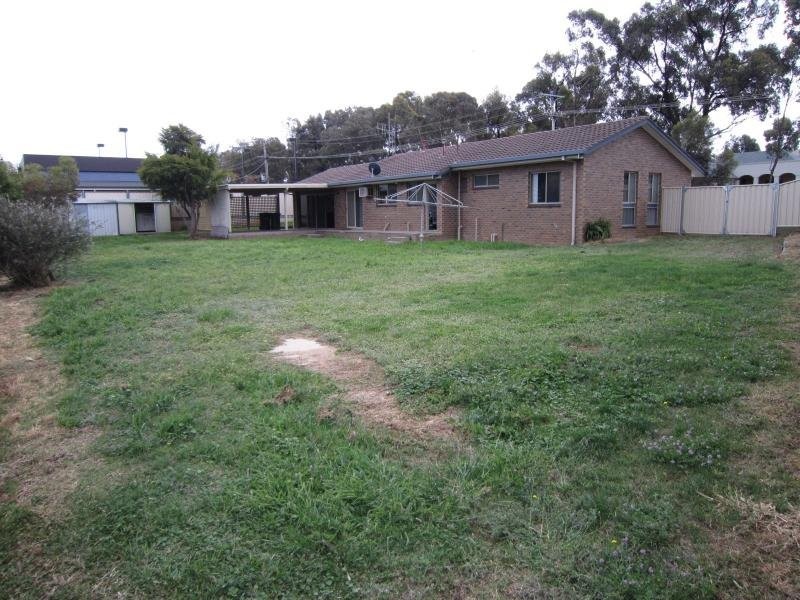 34 Cousins Street, Strathdale VIC 3550