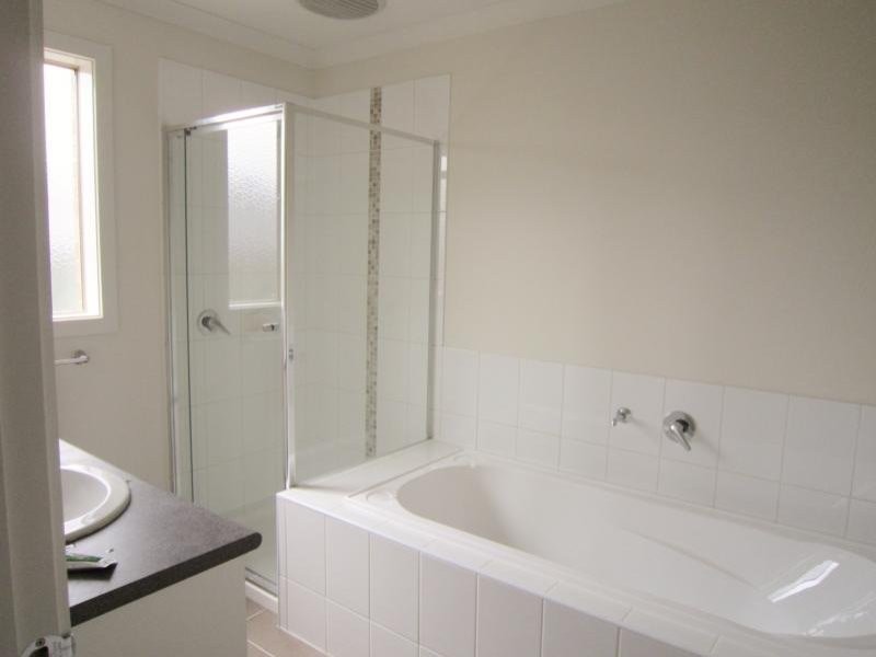 9 Sundew Drive, Kangaroo Flat VIC 3555