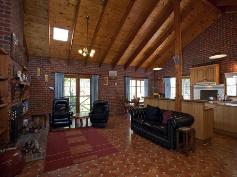 48 Cootamundra Place, Junortoun VIC 3551