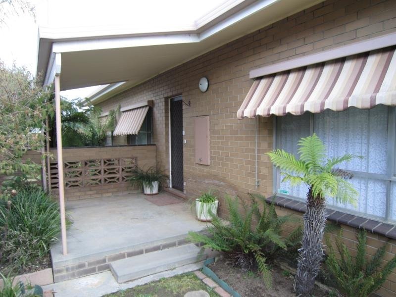 14 Ford Street, Kangaroo Flat VIC 3555