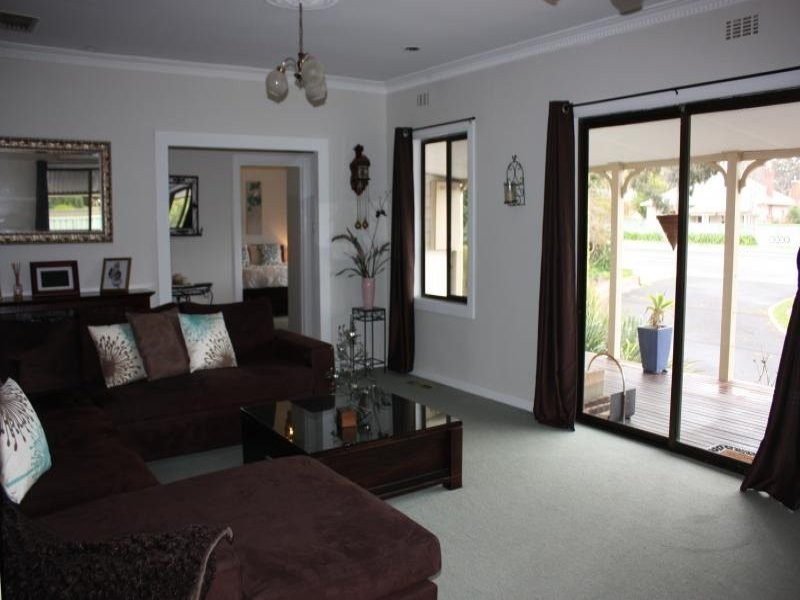 191 Condon Street, Strathdale VIC 3550