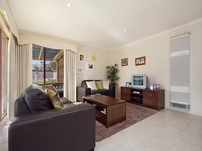 5 Abbey Close, Eaglehawk VIC 3556