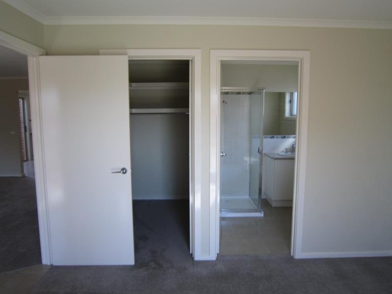 6 Fry Lane, Eaglehawk VIC 3556