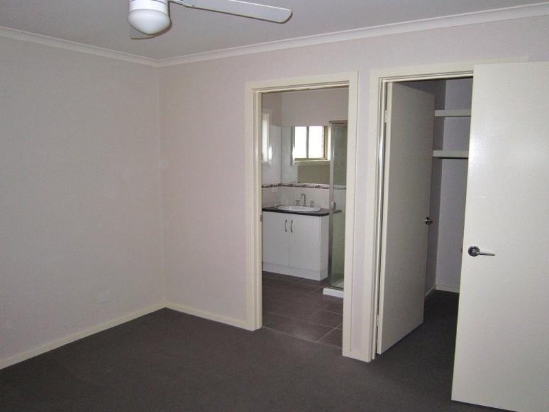 8 Fry Lane, Eaglehawk VIC 3556