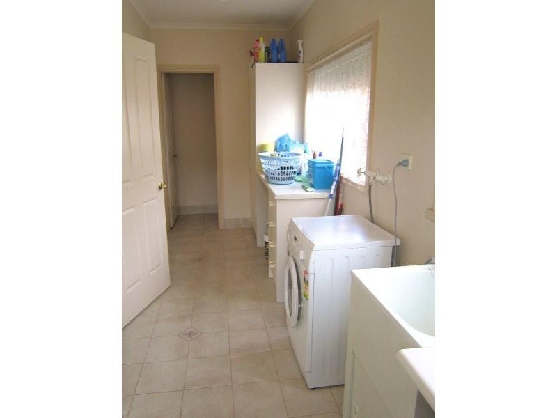 3 Kate Close, Kennington VIC 3550