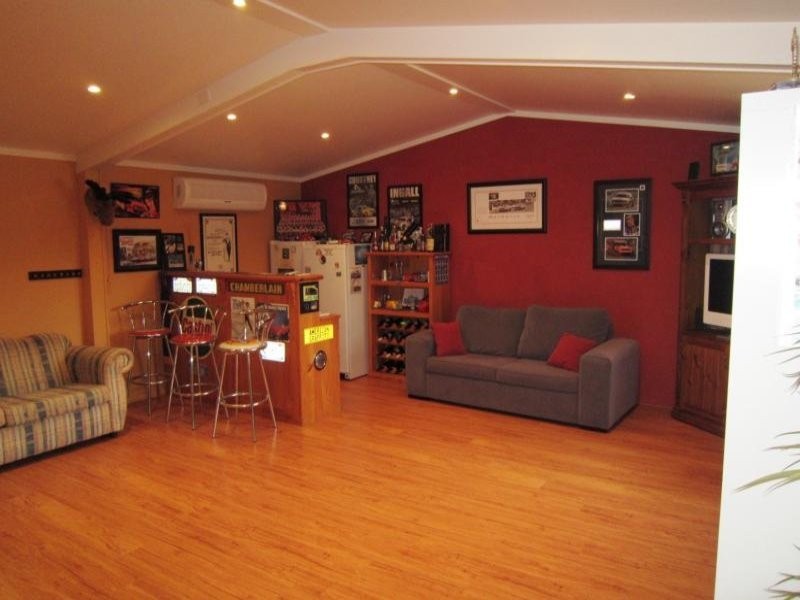 31 Golf Park Road, Charlton VIC 3525