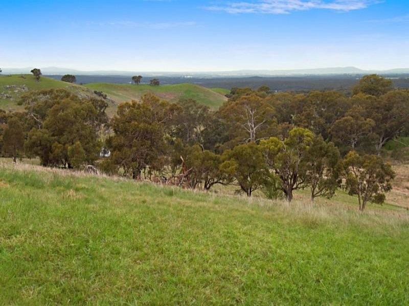 69 Bryden Road, Harcourt North VIC 3453