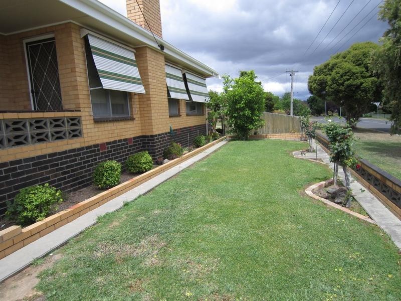 13 Archer Street, Kangaroo Flat VIC 3555