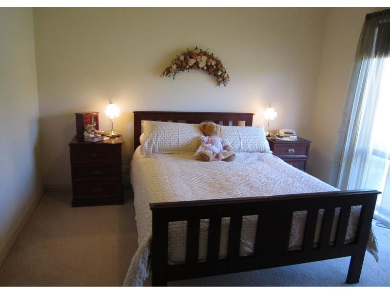 6 Irkara Drive, Kennington VIC 3550