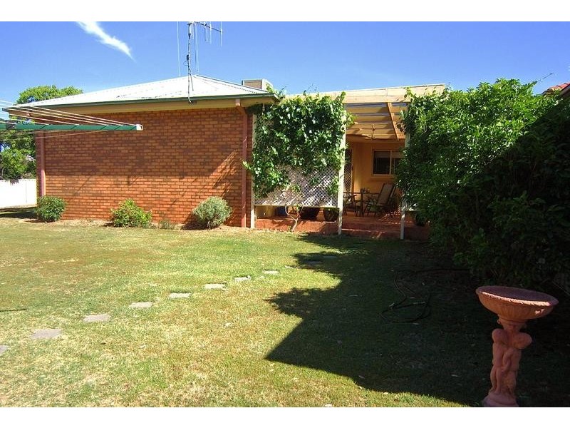 6 Irkara Drive, Kennington VIC 3550