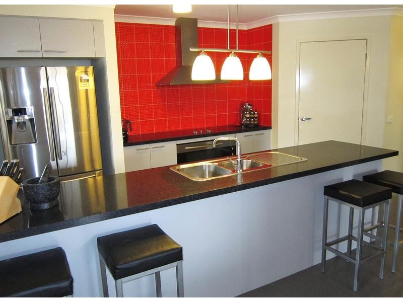 5 Saddle Court, Maiden Gully VIC 3551