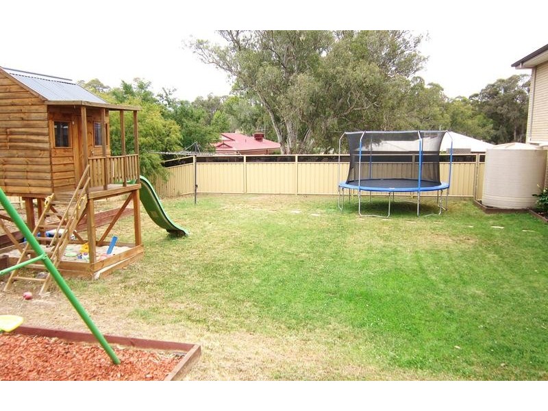 5 Saddle Court, Maiden Gully VIC 3551