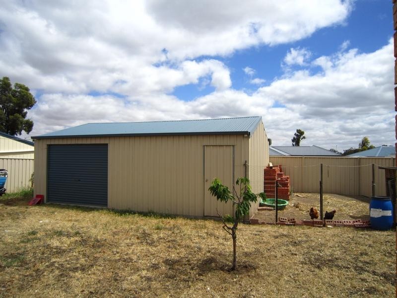 81 Bright Street, California Gully VIC 3556