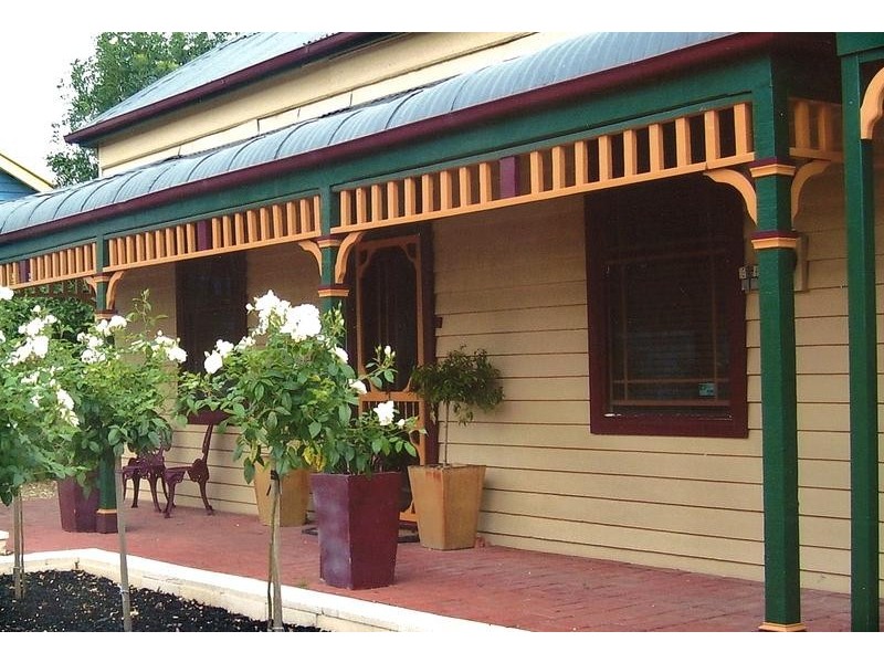 80 Somerville Street, Flora Hill VIC 3550