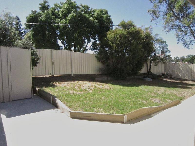 17B Lansell Street, Kangaroo Flat VIC 3555