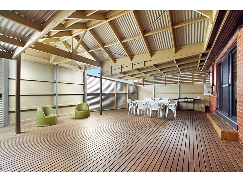 32 Churchill Avenue, Flora Hill VIC 3550