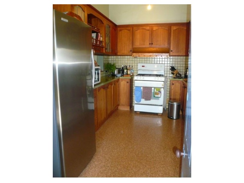 24 Currie Street, Charlton VIC 3525