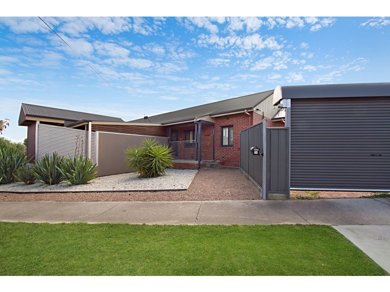 32 Churchill Avenue, Flora Hill VIC 3550