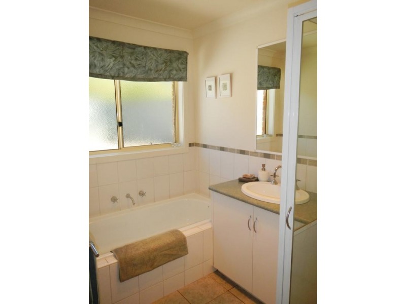 1A Yvonne Court, Maiden Gully VIC 3551