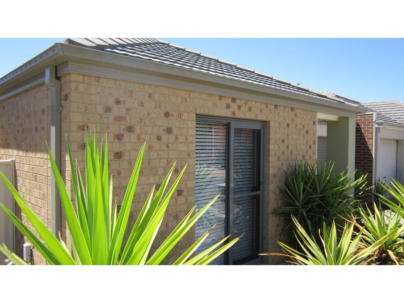 8 Kai Close, Epsom VIC 3551