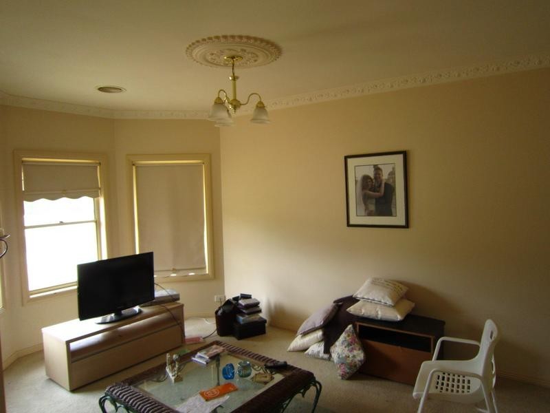 11 Claire Court, Kennington VIC 3550