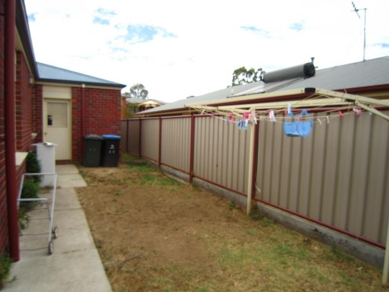 11 Claire Court, Kennington VIC 3550