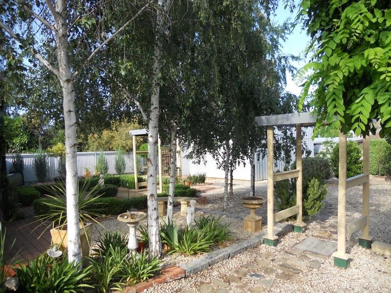 80 Somerville Street, Flora Hill VIC 3550