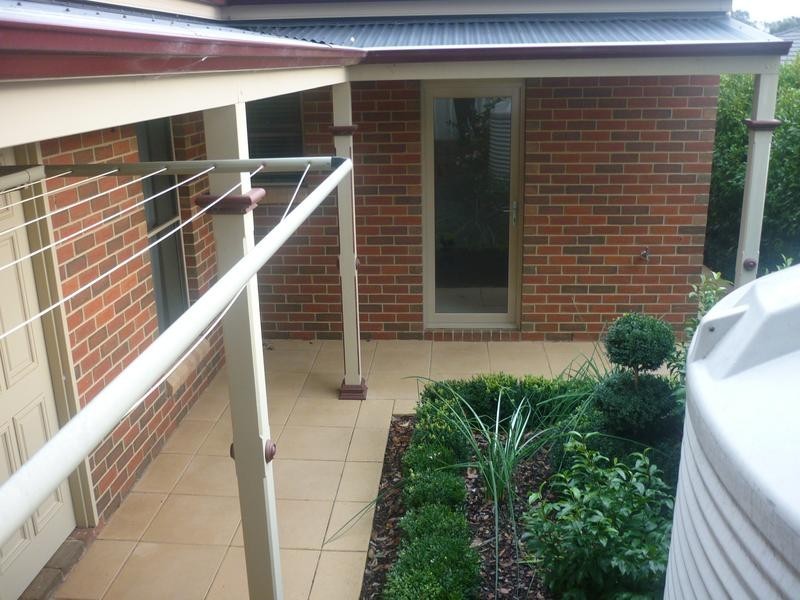 5 Adelle Court, Strathdale VIC 3550