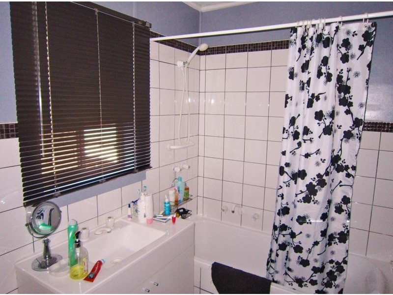 13 Guthrie, Kangaroo Flat VIC 3555