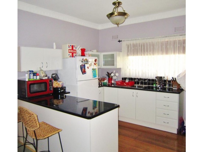 13 Guthrie, Kangaroo Flat VIC 3555