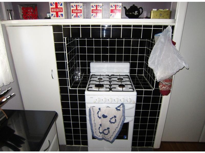 13 Guthrie, Kangaroo Flat VIC 3555