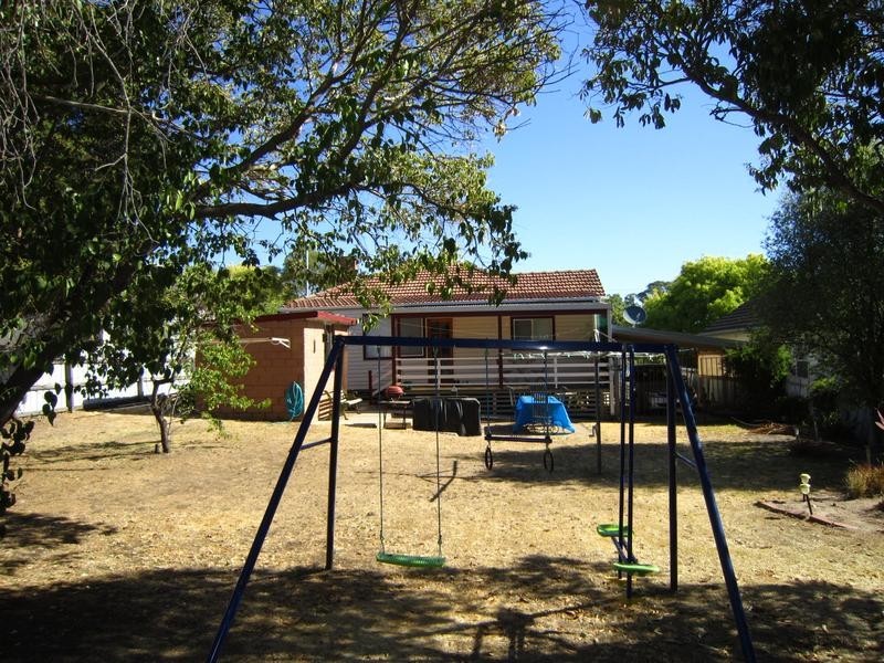 13 Guthrie, Kangaroo Flat VIC 3555