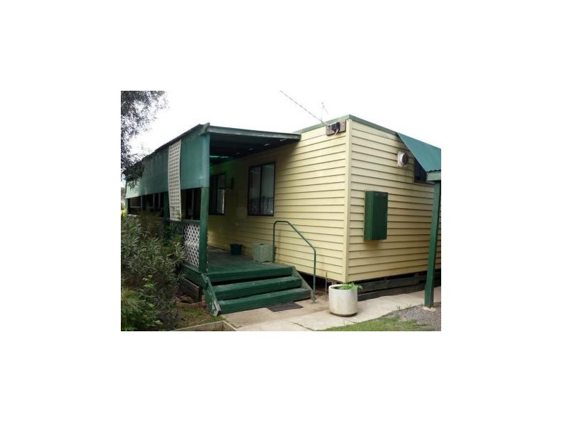 11 Fanning St, Charlton VIC 3525