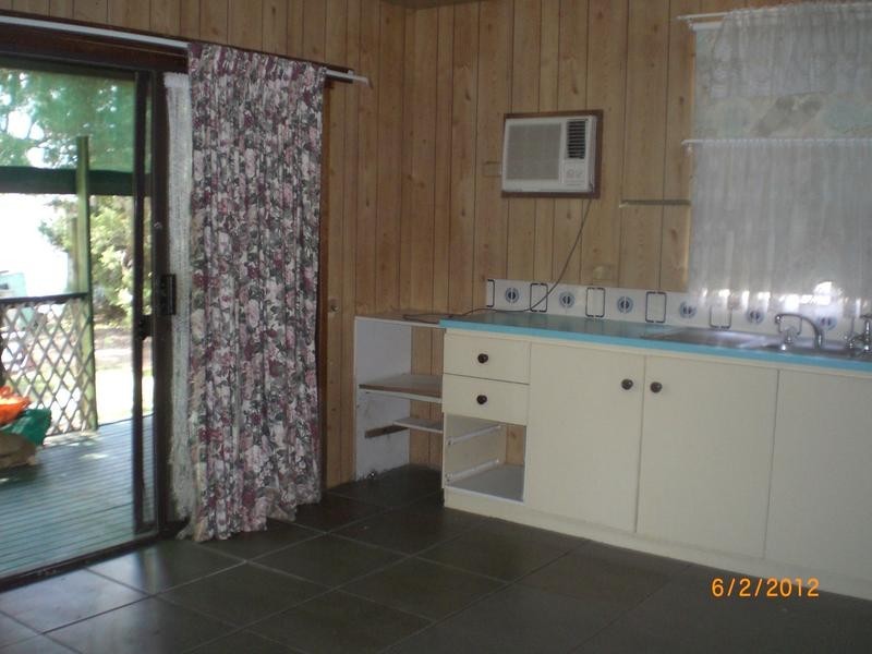 11 Fanning St, Charlton VIC 3525