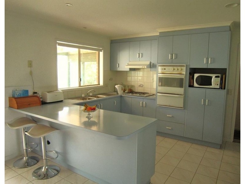 19 Pittaway St, Kangaroo Flat VIC 3555